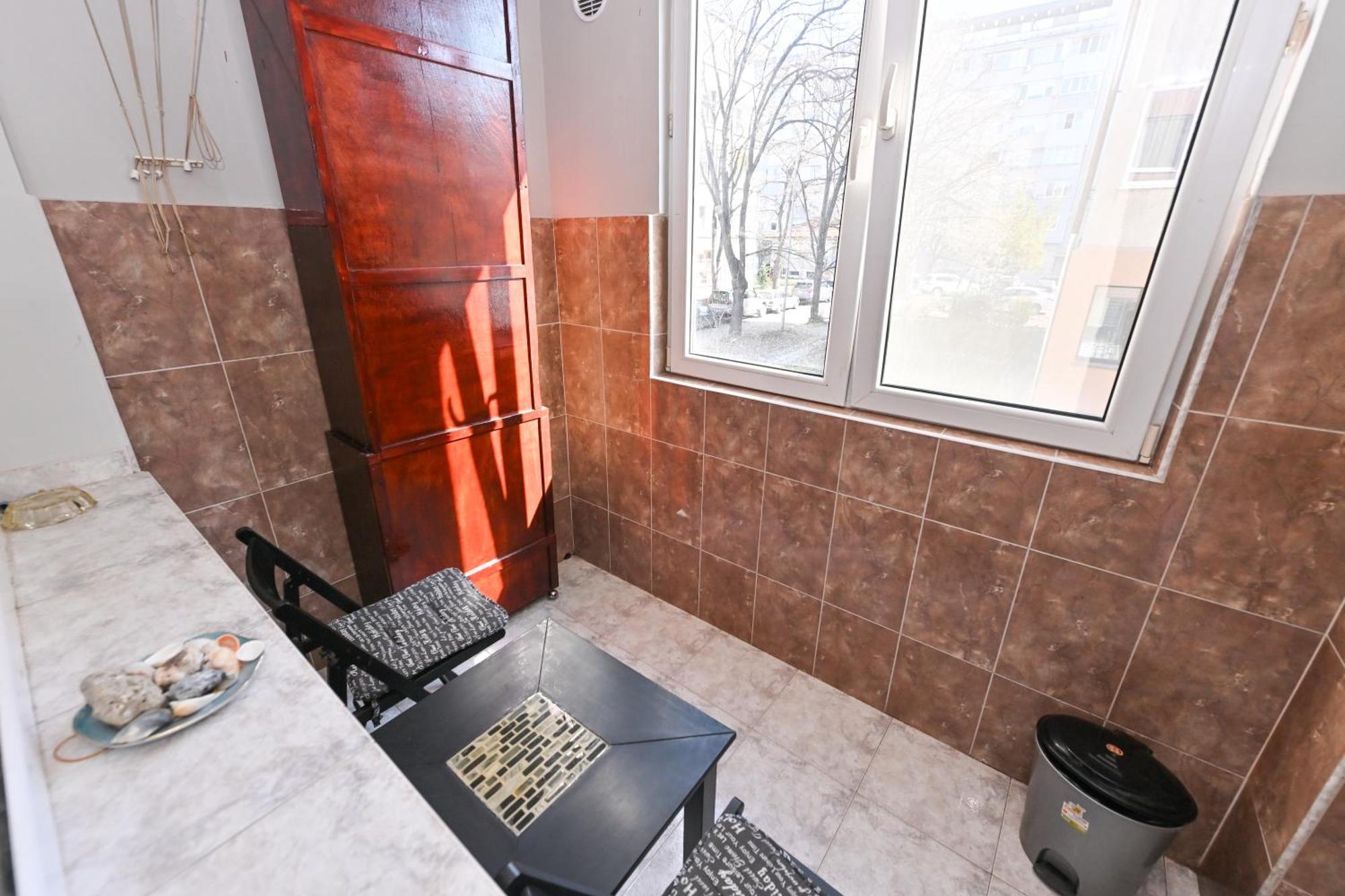 Eli Apartment Burgas Bagian luar foto