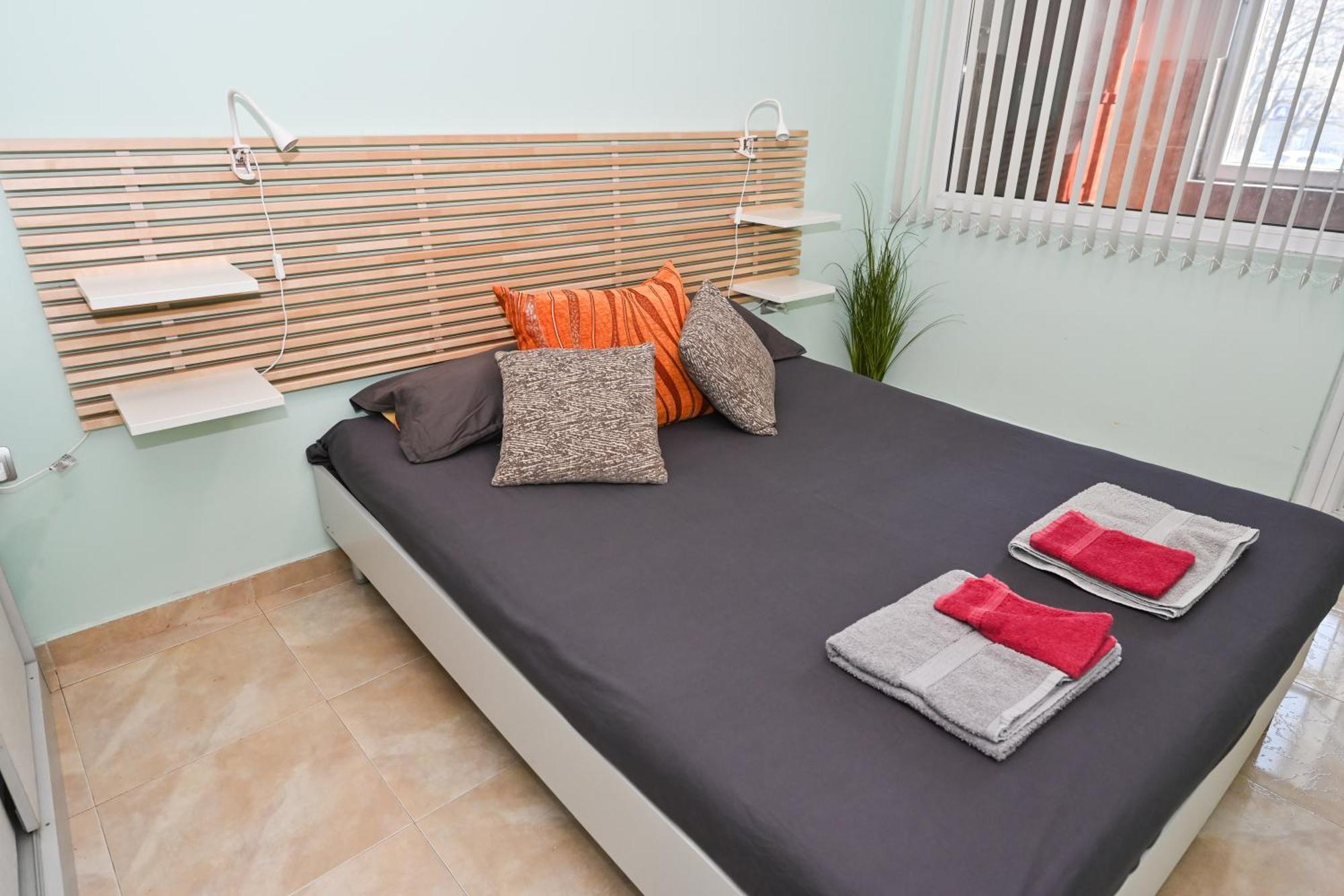 Eli Apartment Burgas Bagian luar foto
